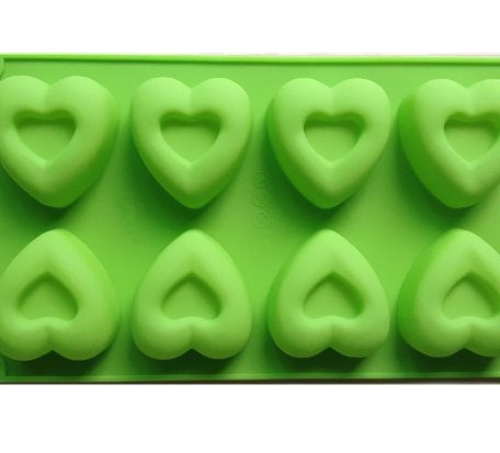 Green Love-Shape Silicone Muffin Mold
